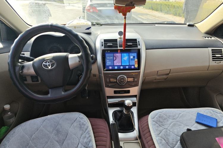 Used Toyota Corolla 2011 1.8L Manual GL-i Center Console
