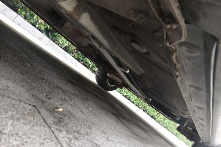 Used Toyota Corolla 2011 1.6L Manual GL Chassis Front Left