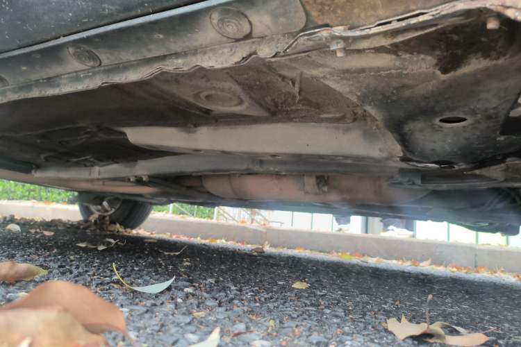 Used Toyota Corolla 2011 1.6L Manual GL Chassis Front Right