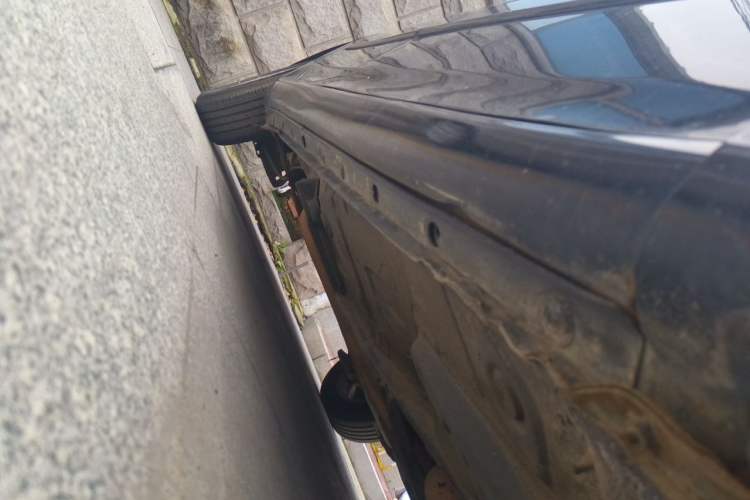 Used Toyota Corolla 2011 1.6L Automatic GL Chassis Front Right