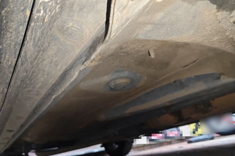 Used Toyota Corolla 2011 1.6L Manual GL Chassis Front Right