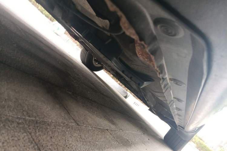 Used Toyota Corolla 2011 1.6L Manual GL Chassis Rear Right