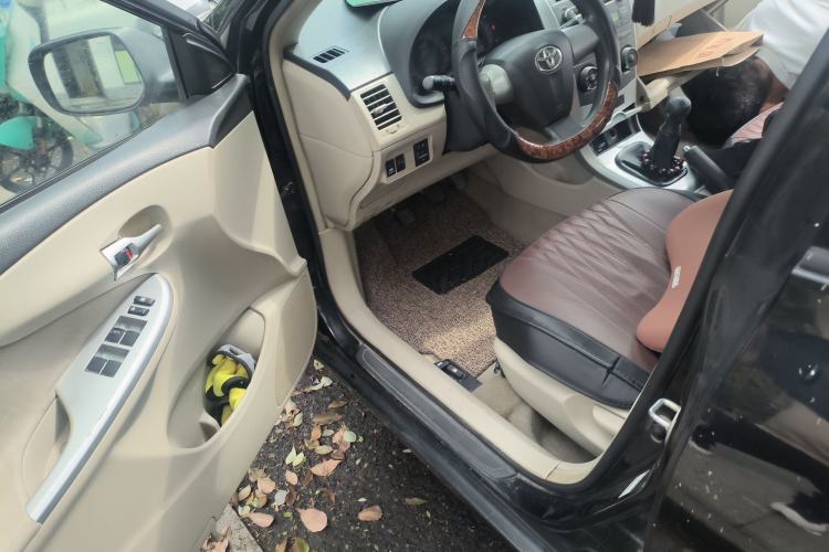 Used Toyota Corolla 2011 1.6L Manual GL Driver Seat