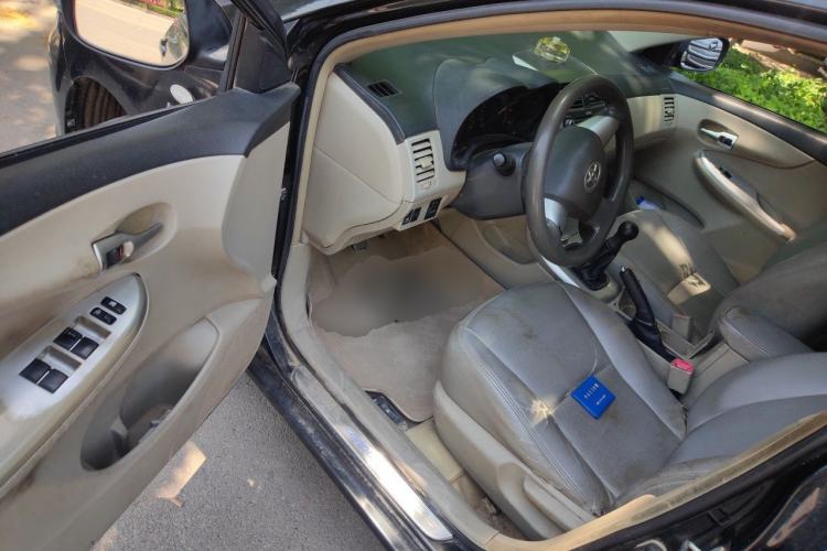 Used Toyota Corolla 2011 1.6L Manual GL Driver Seat