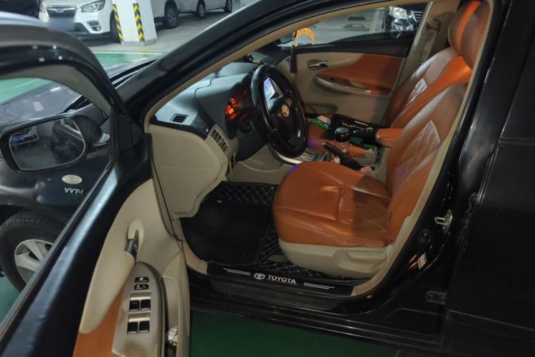 Used Toyota Corolla 2011 1.6L Automatic GL Sunroof Version Driver Seat