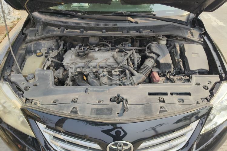 Used Toyota Corolla 2011 1.8L CVT GL-i Engine Bay
