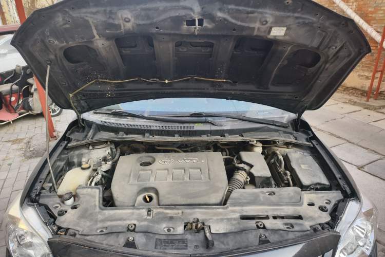 Used Toyota Corolla 2011 1.6L Manual GL Engine Bay