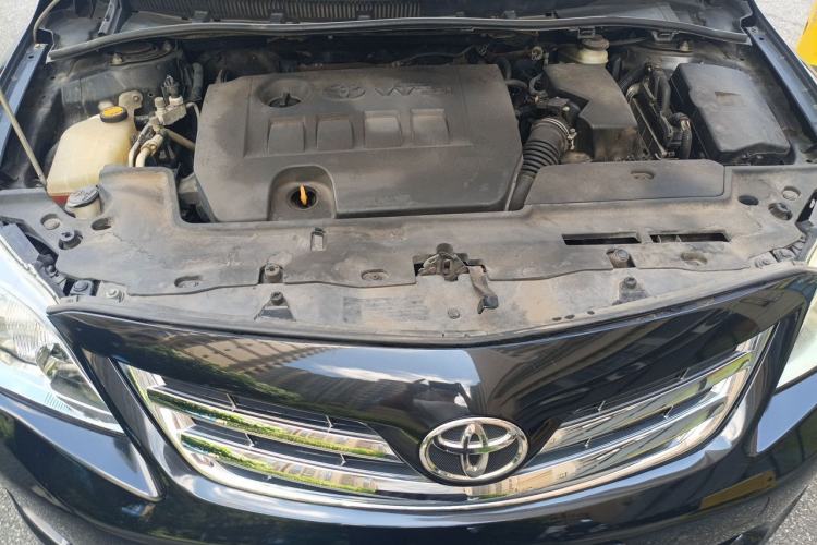 Used Toyota Corolla 2011 1.8L CVT GL-i Engine Bay