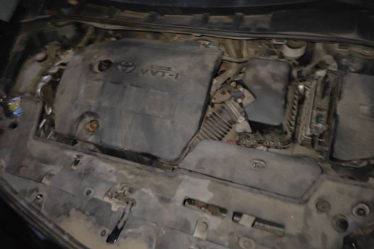 Used Toyota Corolla 2011 1.6L Automatic GL Sunroof Version Engine Bay