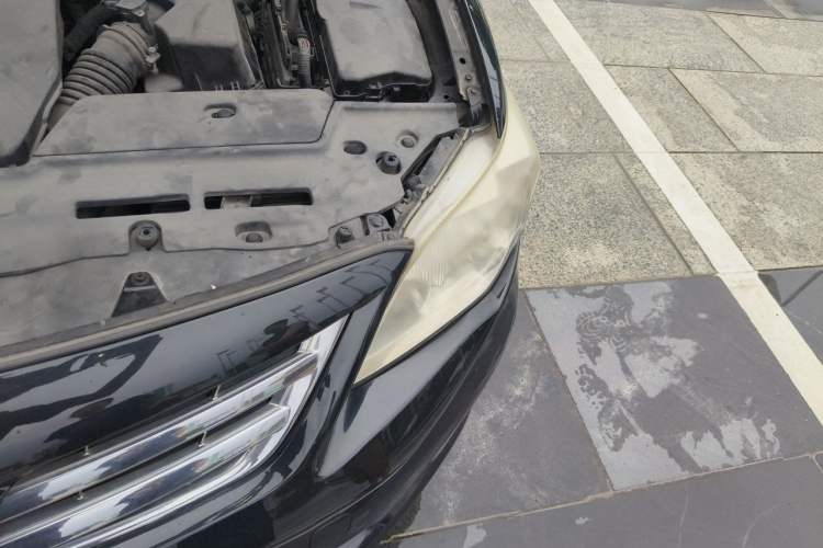 Used Toyota Corolla 2011 1.6L Automatic GL Engine Bay Left