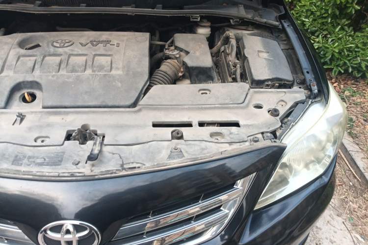 Used Toyota Corolla 2011 1.6L Automatic GL Engine Bay Left