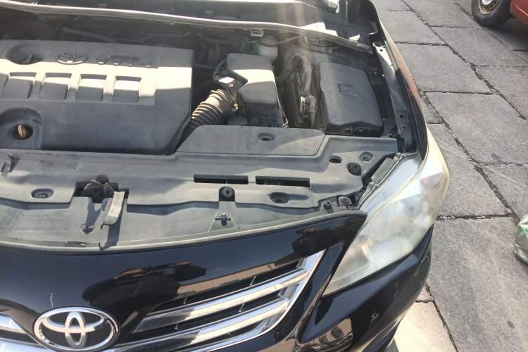 Used Toyota Corolla 2011 1.6L Automatic GL Engine Bay Left