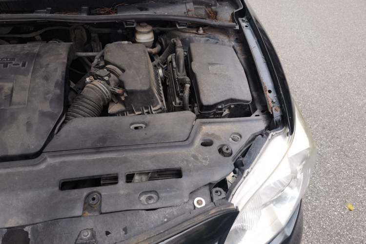 Used Toyota Corolla 2011 1.6L Manual GL Engine Bay Left