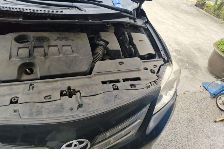 Used Toyota Corolla 2011 1.6L Manual GL Engine Bay Left