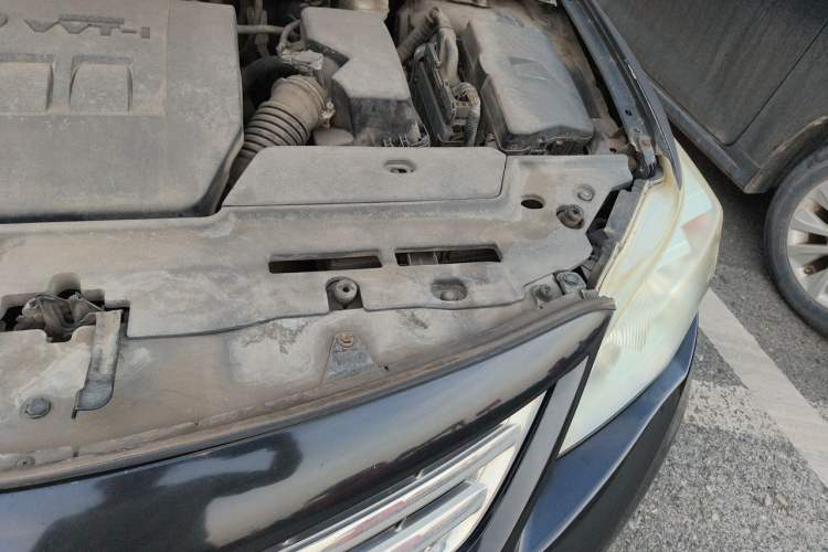 Used Toyota Corolla 2011 1.6L Automatic GL Engine Bay Left