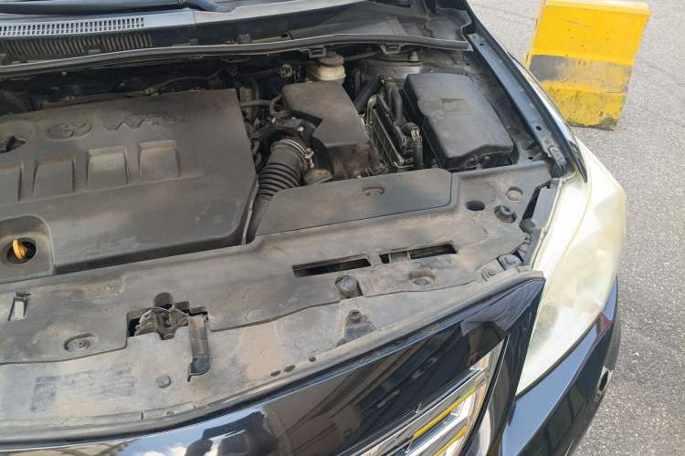 Used Toyota Corolla 2011 1.8L CVT GL-i Engine Bay Left