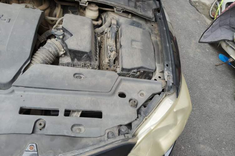 Used Toyota Corolla 2011 1.6L Manual GL Engine Bay Left