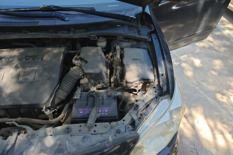 Used Toyota Corolla 2011 1.6L Automatic GL Engine Bay Left
