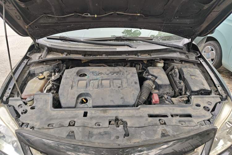 Used Toyota Corolla 2011 1.6L Automatic GL Engine Bay