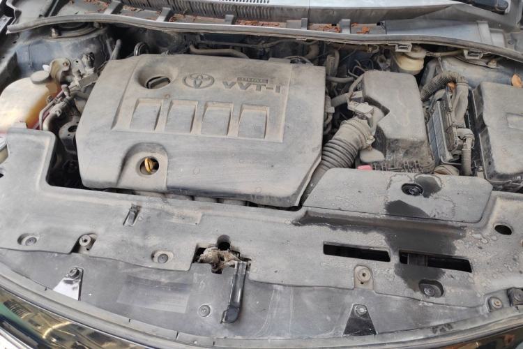 Used Toyota Corolla 2011 1.8L CVT GL-i Engine Bay