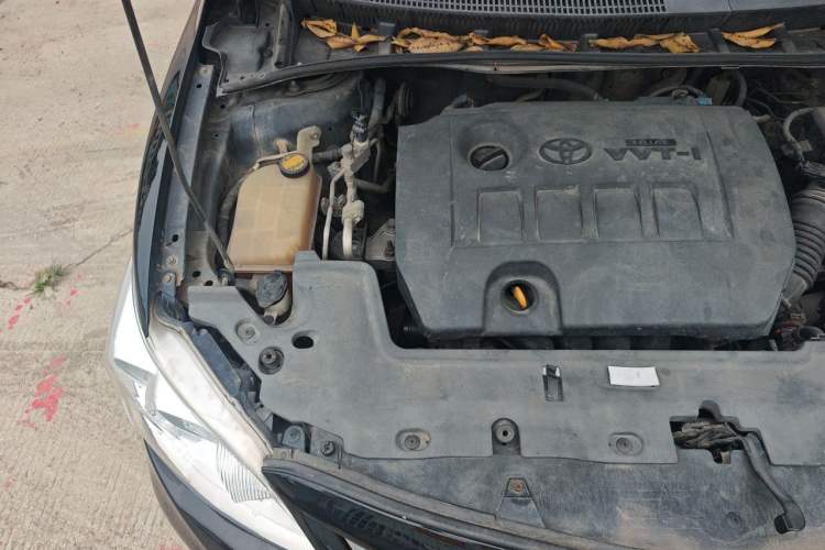 Used Toyota Corolla 2011 1.6L Automatic GL Engine Bay Right