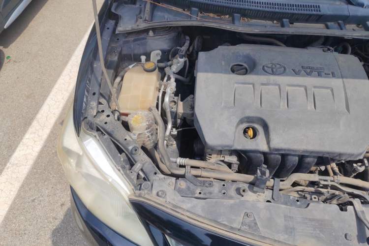 Used Toyota Corolla 2011 1.6L Automatic GL Engine Bay Right