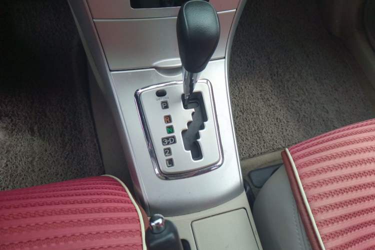 Used Toyota Corolla 2011 1.6L Automatic GL Gear Lever