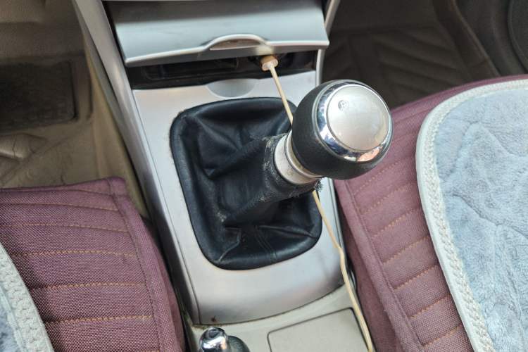 Used Toyota Corolla 2011 1.8L Manual GL-i Gear Lever