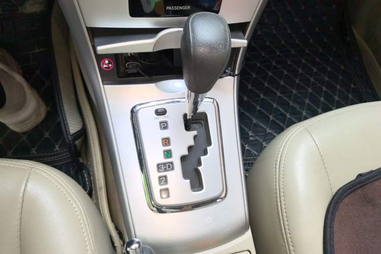 Used Toyota Corolla 2011 1.6L Automatic GL Gear Lever