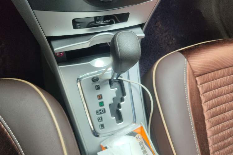 Used Toyota Corolla 2011 1.6L Automatic GL Gear Lever