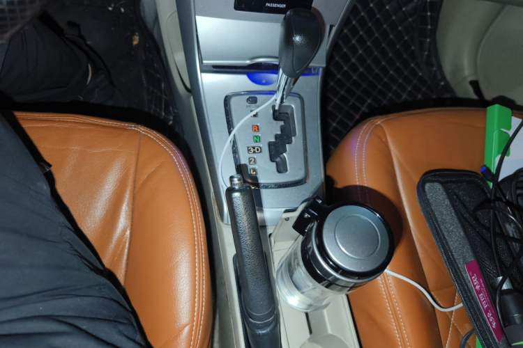 Used Toyota Corolla 2011 1.6L Automatic GL Sunroof Version Gear Lever