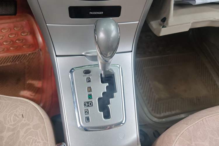 Used Toyota Corolla 2011 1.6L Automatic GL Gear Lever