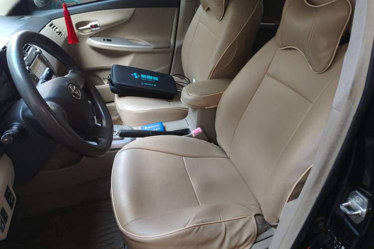 Used Toyota Corolla 2011 1.8L CVT GL-i Left Front Seat