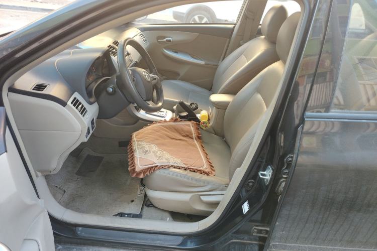 Used Toyota Corolla 2011 1.6L Automatic GL Sunroof Version Left Front Seat