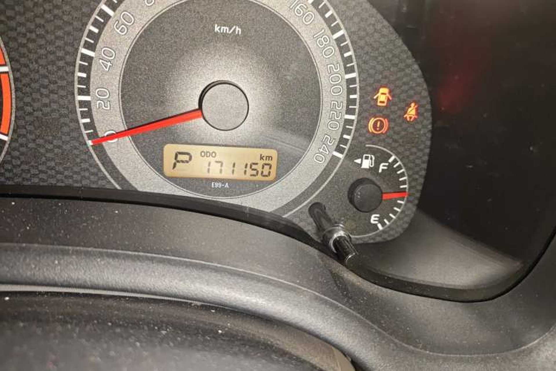 Used Toyota Corolla 2011 1.8L CVT GL-i Odometer Close Up