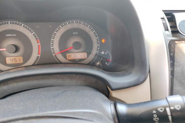 Used Toyota Corolla 2011 1.8L CVT GL-i Odometer Close Up