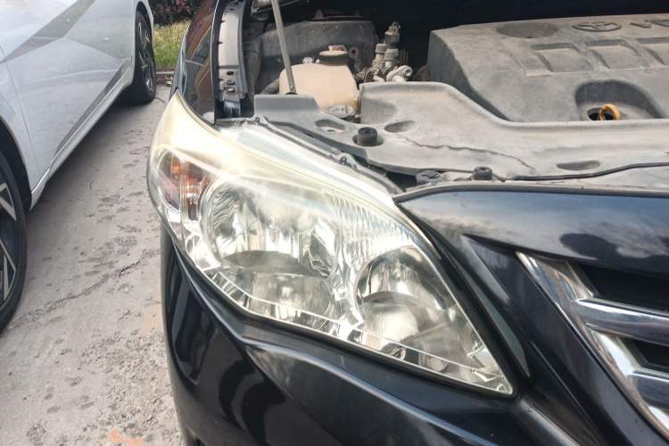 Used Toyota Corolla 2011 1.6L Automatic GL Right Front Headlight
