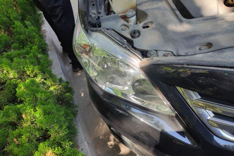 Used Toyota Corolla 2011 1.6L Manual GL Right Front Headlight