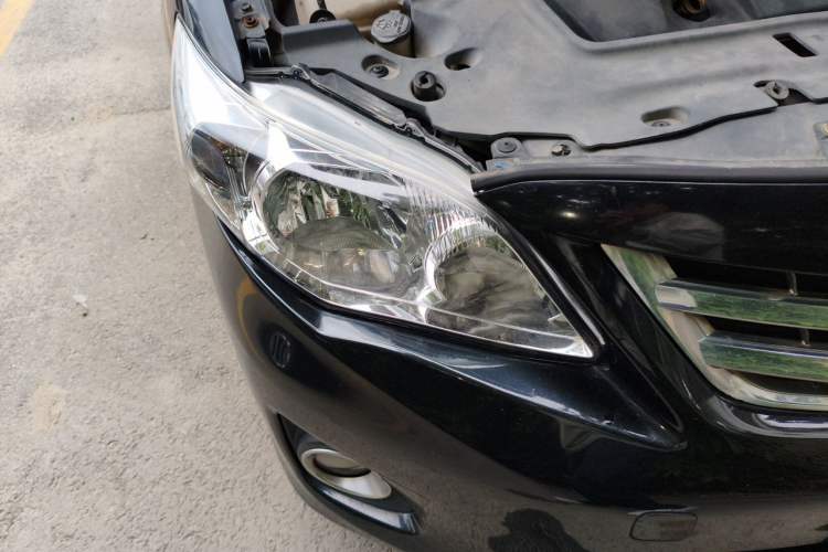 Used Toyota Corolla 2011 1.6L Automatic GL Right Front Headlight