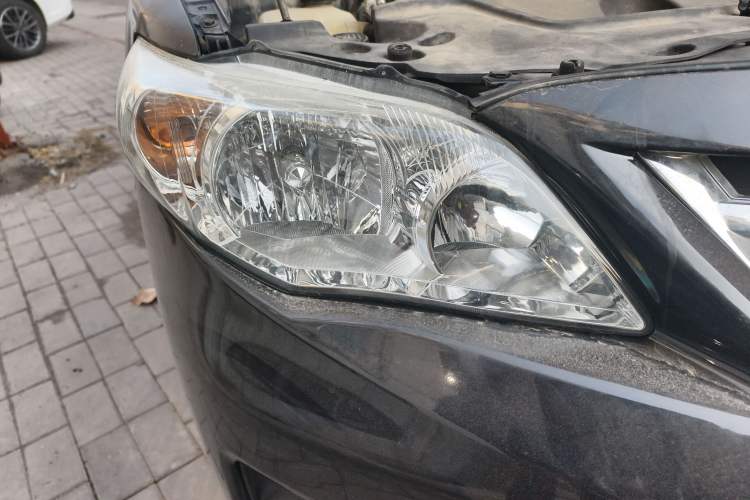 Used Toyota Corolla 2011 1.6L Manual GL Right Front Headlight
