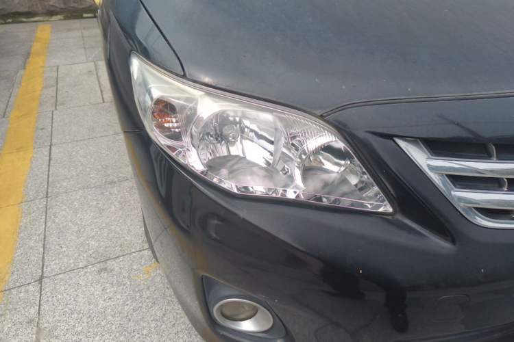 Used Toyota Corolla 2011 1.6L Automatic GL Right Front Headlight