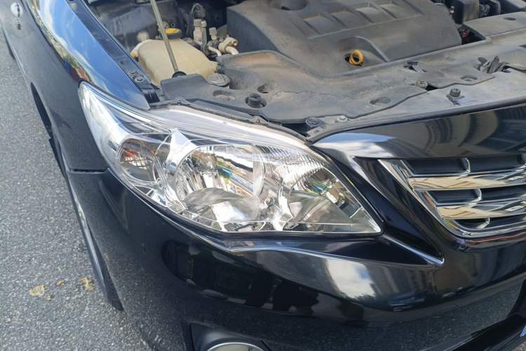 Used Toyota Corolla 2011 1.8L CVT GL-i Right Front Headlight