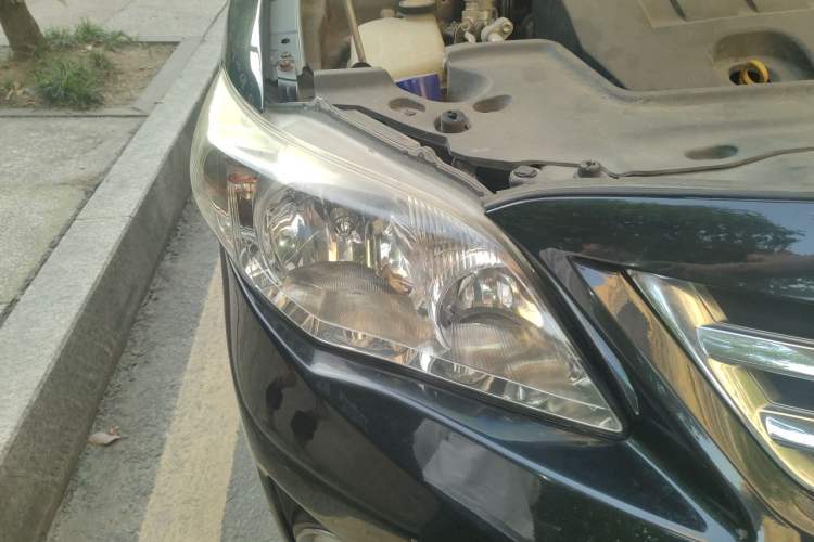 Used Toyota Corolla 2011 1.6L Automatic GL Right Front Headlight