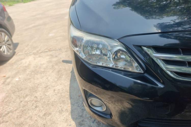 Used Toyota Corolla 2011 1.6L Automatic GL Right Front Headlight