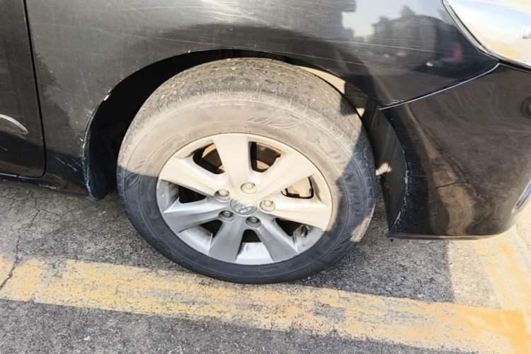Used Toyota Corolla 2011 1.6L Automatic GL Right Front Wheel Hub