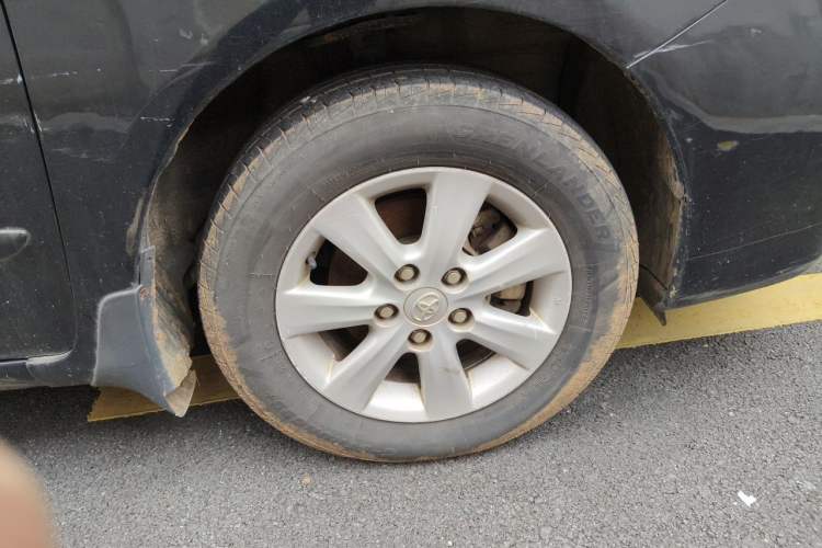 Used Toyota Corolla 2011 1.6L Manual GL Right Front Wheel Hub