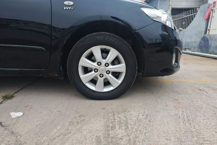 Used Toyota Corolla 2011 1.6L Automatic GL Right Front Wheel Hub