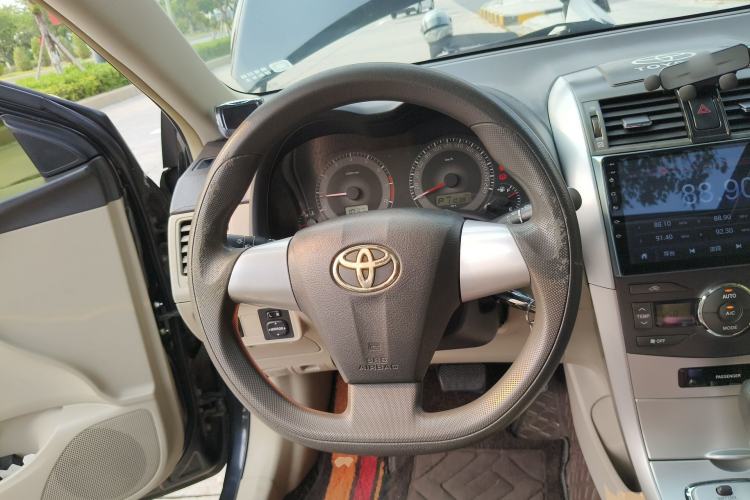 Used Toyota Corolla 2011 1.8L CVT GL-i Steering Wheel