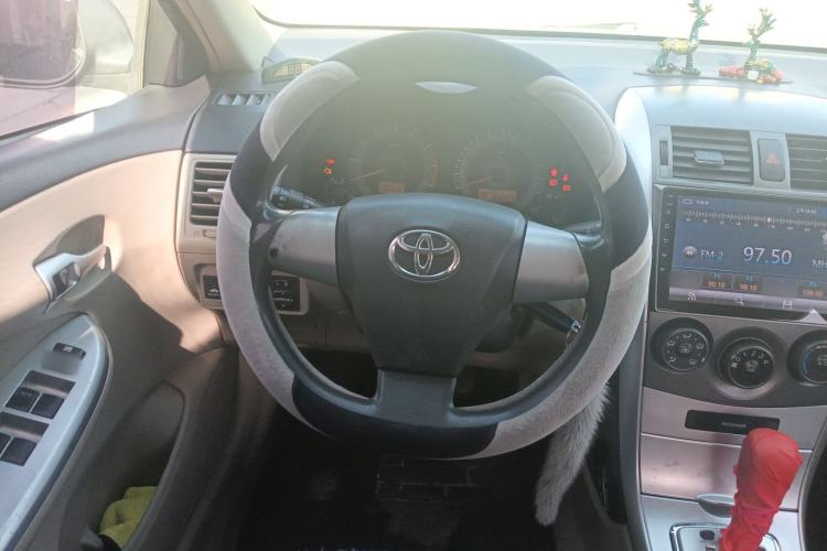 Used Toyota Corolla 2011 1.6L Automatic GL Steering Wheel