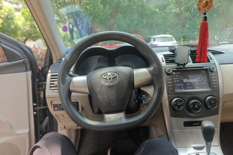 Used Toyota Corolla 2011 1.6L Automatic GL Steering Wheel